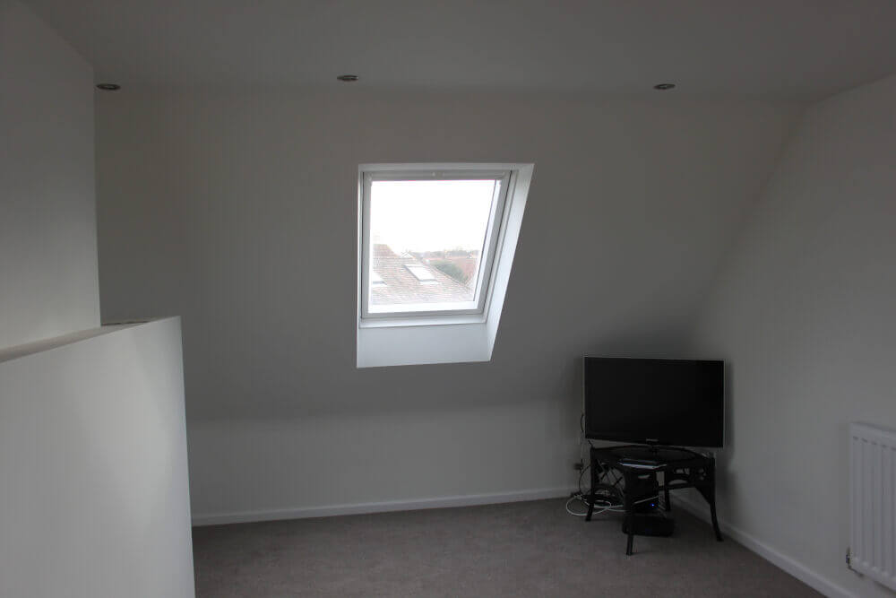 Complex low ridge conversion in house in Watford